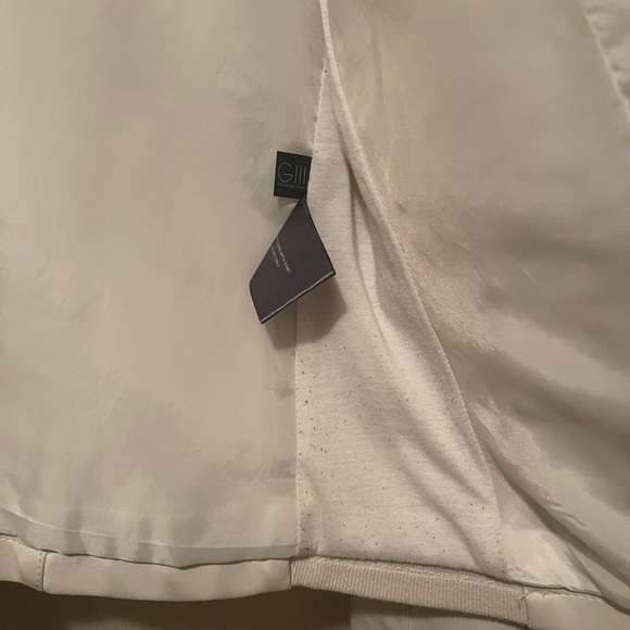 White Faux Leather Jacket with Floral Embroidery EUC - Picture 7 of 16